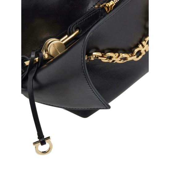  살바토레 페라가모 가방 페라가모 송아지 가죽 숄더백 블랙 - SALVATORE FERRAGAMO
