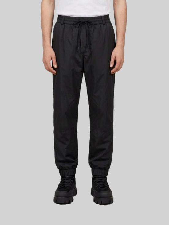 26FW 몽클레어 스트레이트 팬츠 L20972A00002 BLACK