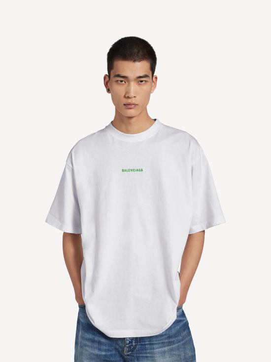 26FW 발렌시아가 백 티셔츠 미디움 핏 764235 TTVJ1 9163 WHITE APPLE GREEN - BALENCIAGA
