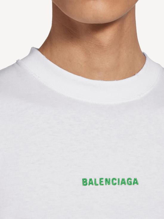 26FW 발렌시아가 백 티셔츠 미디움 핏 764235 TTVJ1 9163 WHITE APPLE GREEN - BALENCIAGA