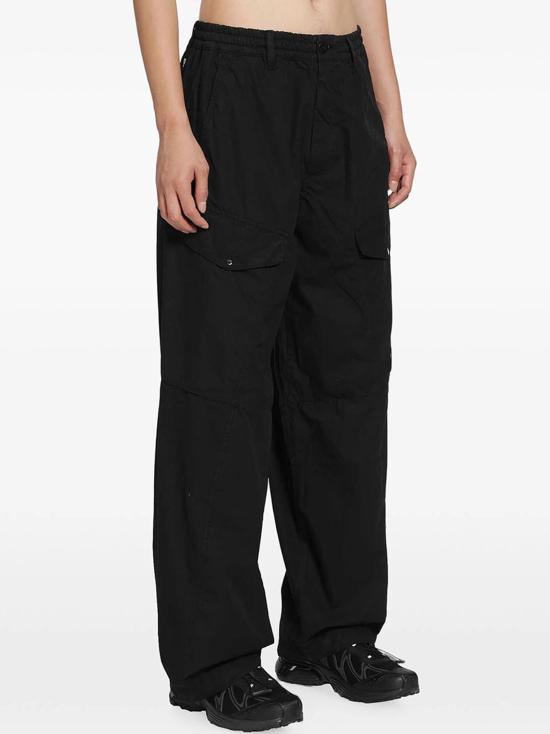 27FW 씨피 컴퍼니 마이크로 랩스 카고 팬츠 21CMPA116A110324G 999 BLACK - C.P. COMPANY