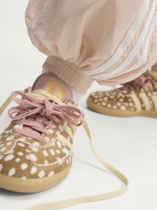 26FW 아디다스 스니커즈 KJ7447 LEOPARD - ADIDAS