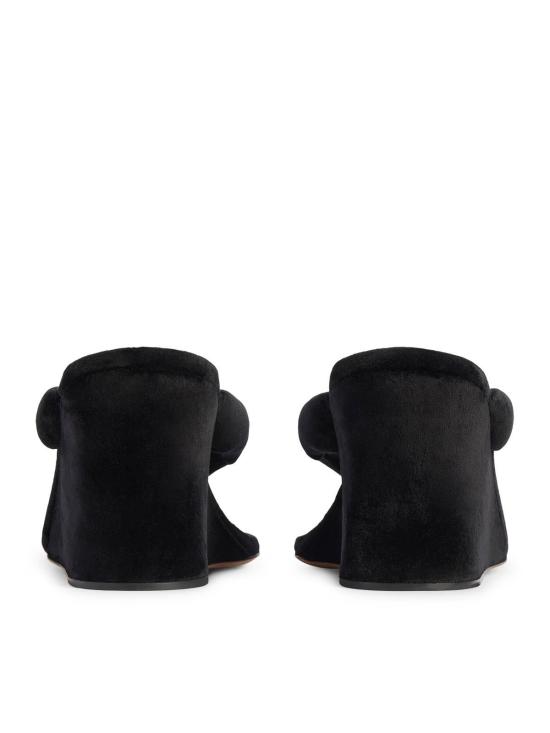 26FW 발렌시아가 가에타 웨지 텅 876727WCDQ01000 BLACK - BALENCIAGA