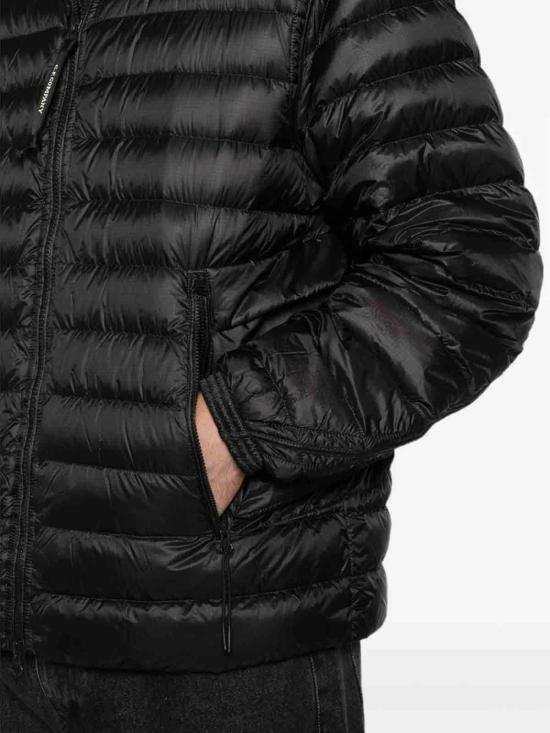 26FW 씨피 컴퍼니 숏패딩 MOW126A110416A999 BLACK - C.P. COMPANY