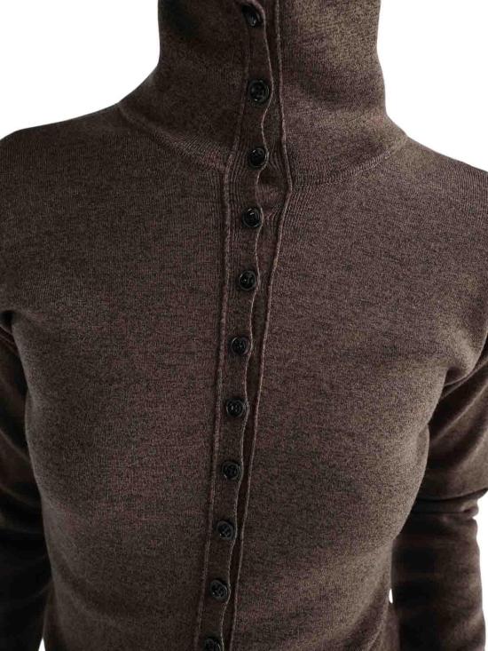26FW 르메르 버튼 탑 파인 울 스웨터 PO0047LK1070BR538 BROWN - LEMAIRE