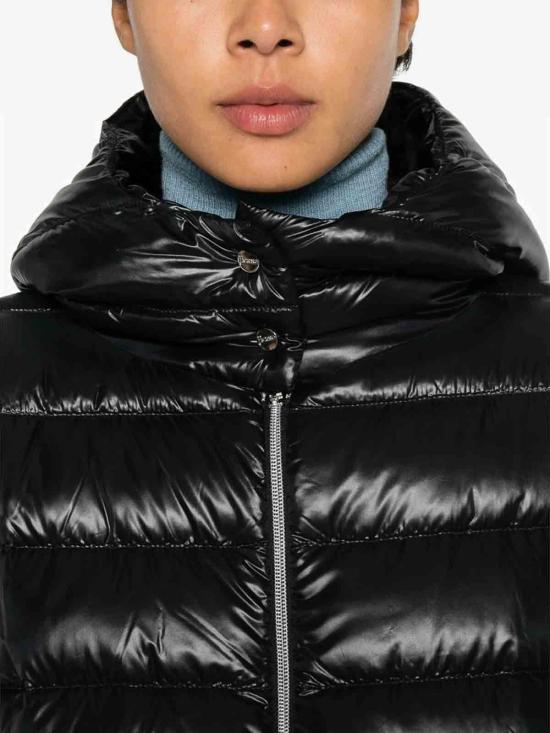 26FW 에르노 울트라라이트 구스다운 숏 패딩 자켓 12017ZPI00182DR9300 BLACK - HERNO