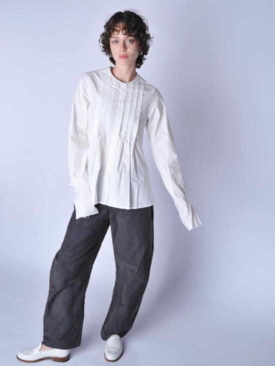  술라 클로딩 LTD 탑