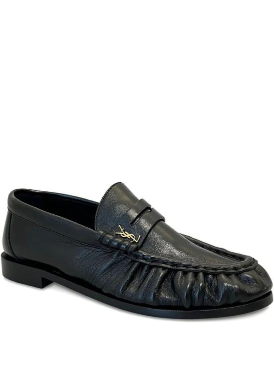 26FW 생로랑 소프트 샤이니 레더 로퍼 818908AA00K 1000 NERO