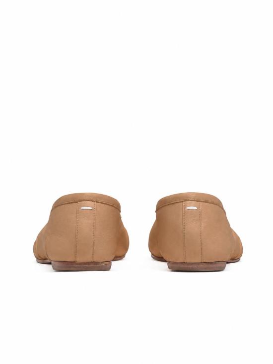 26FW 마르지엘라 타비 발레리나 스웨이드 플랫 슈즈 S58WZ0127P3753 T4091 NUDE - MAISON MARGIELA