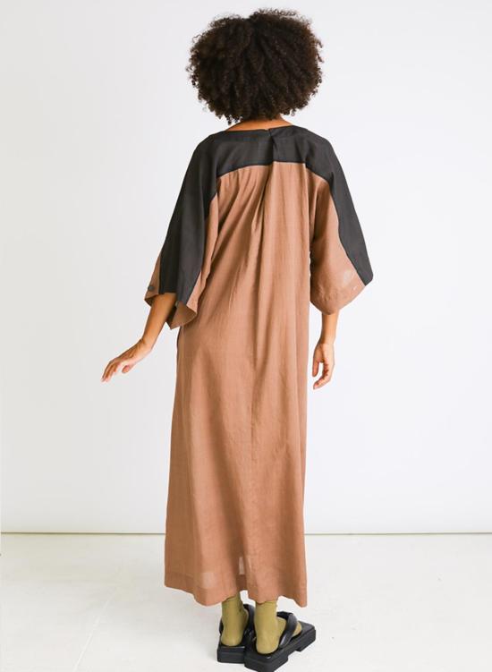  시크 콜렉티브 롱 원피스 Seek Collective Rhadika Caftan Mocha/Black - SEEK COLLECTIVE