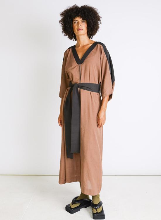  시크 콜렉티브 롱 원피스 Seek Collective Rhadika Caftan Mocha/Black - SEEK COLLECTIVE