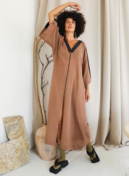  시크 콜렉티브 롱 원피스 Seek Collective Rhadika Caftan Mocha/Black - SEEK COLLECTIVE