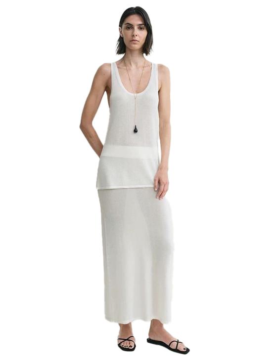  토템 민소매 티셔츠 01a03d6b 6121 71b9 9346 8a9d19aef88b WHITE - TOTEME