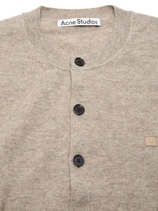 아크네 스튜디오 스웨터 01a03d69 e27b 7378 a176 54a1d2318201 BEIGE - ACNE STUDIOS