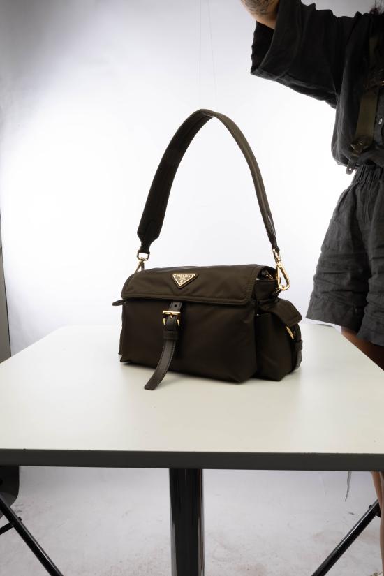 26FW 프라다 익스플로어 미디움 숄더백 1BD394VNOORDLN F05VI Selva - PRADA