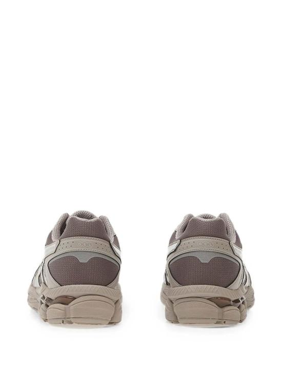 26FW 아식스 스니커즈 1203A733201 BROWN - ASICS