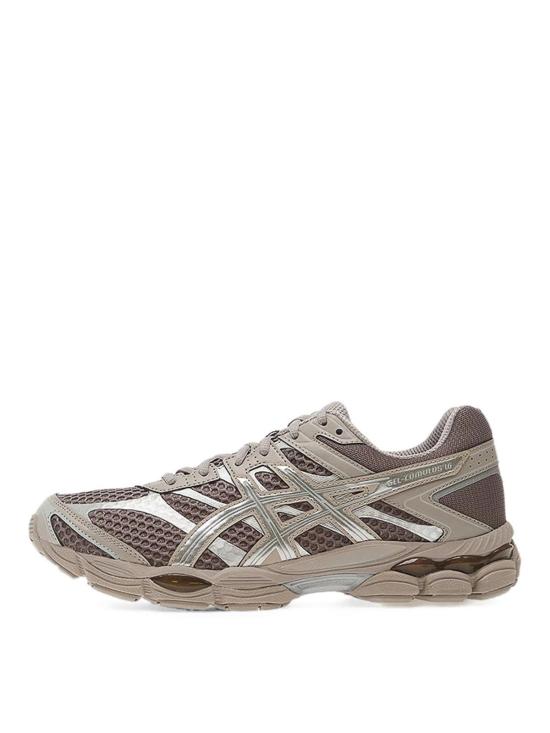 26FW 아식스 스니커즈 1203A733201 BROWN - ASICS