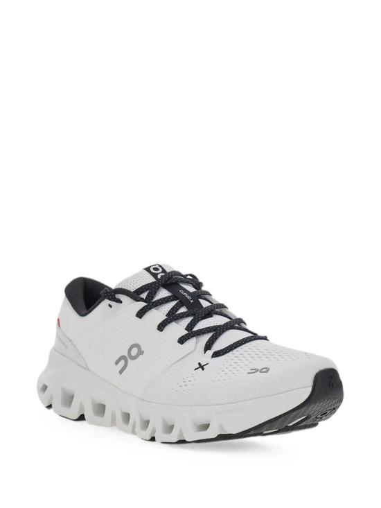 26FW 온 러닝 스니커즈 3MG30080462 WHITE - ON RUNNING