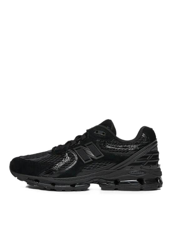 26FW 뉴발란스 스니커즈 U19543VU BLACK