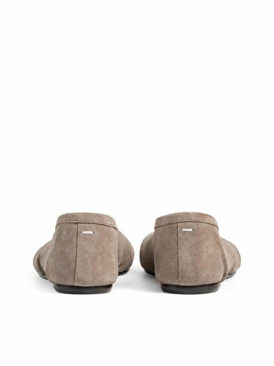 26FW 마르지엘라 타비 발레리나 스웨이드 플랫 슈즈 S58WZ0127P7854 T2146 TAUPE - MAISON MARGIELA