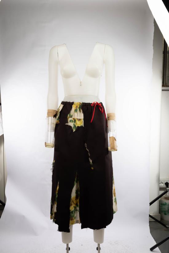 26FW 프라다 스커트 P10G46639 F0192 Ebano