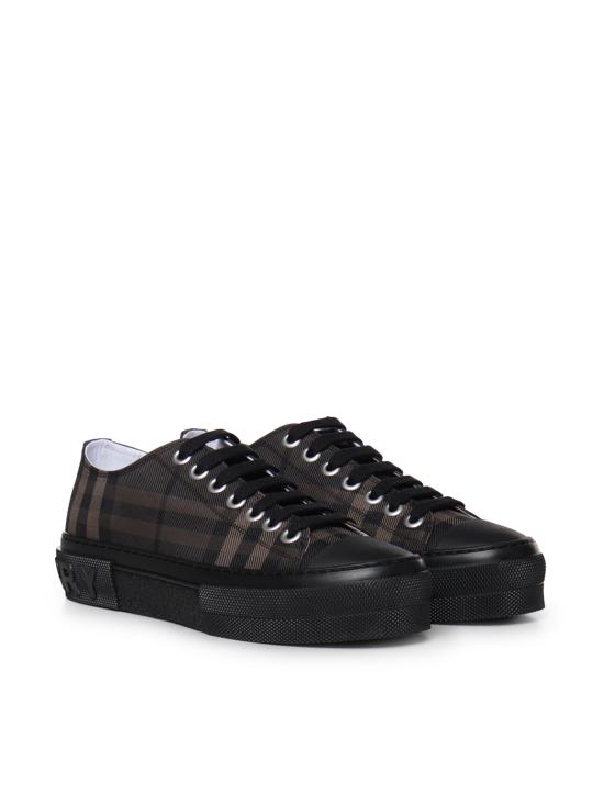 26FW 버버리 스니커즈 8130986 A1001 DARK BROWN - BURBERRY