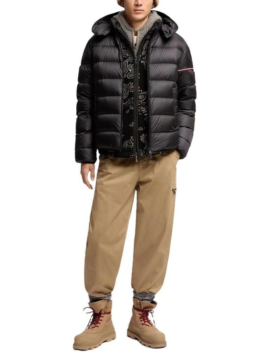  몽클레어 패딩 01a03d68 da86 7dd5 8e25 b2b642188d36 - MONCLER