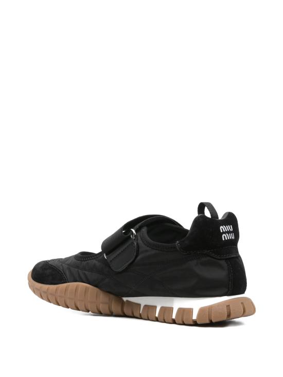 26FW 미우미우 타이어 테크니컬 스웨이드 발레리나 5F416EF 005 D7CF0002 BLACK - MIU MIU