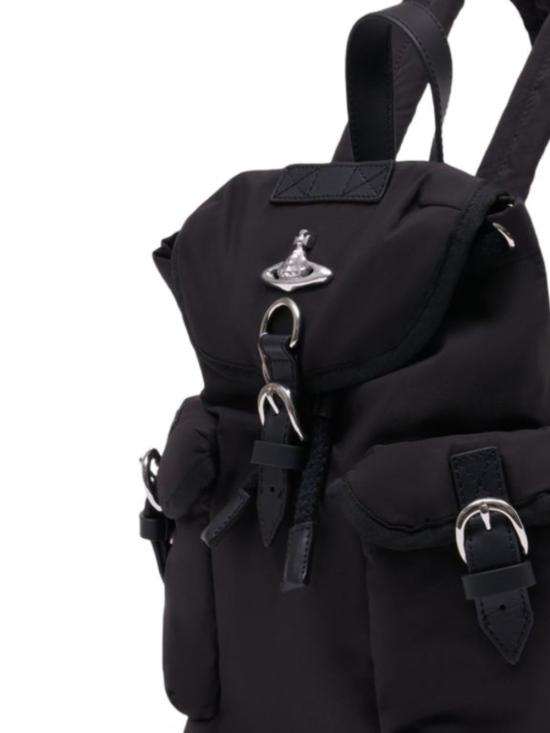 26FW 비비안웨스트우드 ORB 하이랜드 스몰 백팩 4A03000AU W019EN403 BLACK SILVER - VIVIENNE WESTWOOD