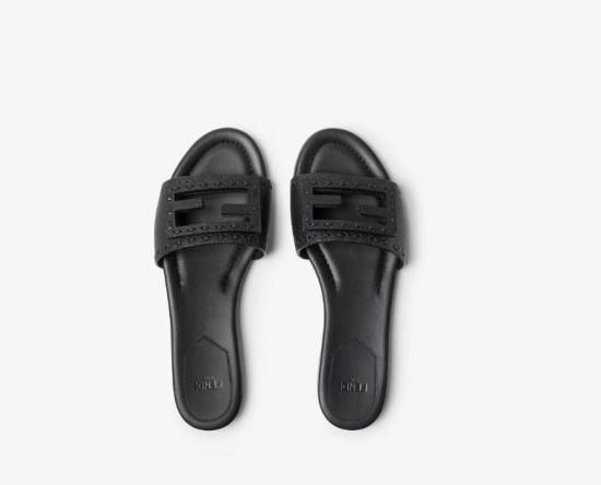 26FW 펜디 바게트 시에나 레더 슬라이드 8R8136 AQY2F0QA1 BLACK - FENDI