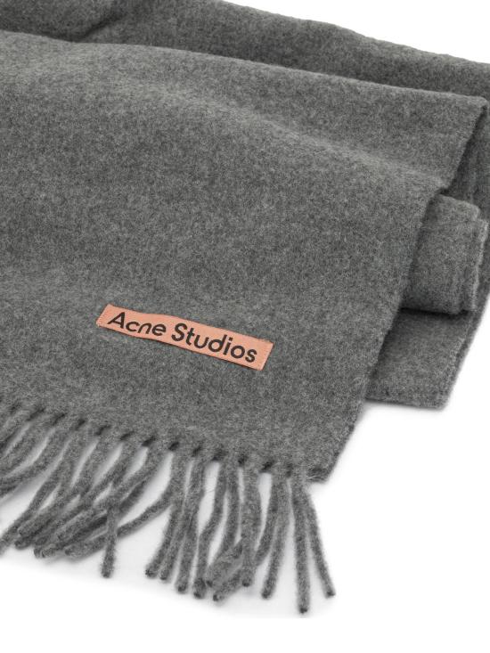 26FW 아크네 스튜디오 머플러/스카프 스카프 & 실크 스카프 Sciarpe & Foulard 그레이 - ACNE STUDIOS