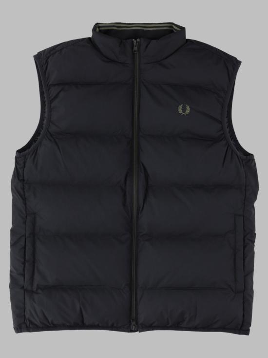 26FW 프레드페리 베스트 FP J8522 59 184 BLACK