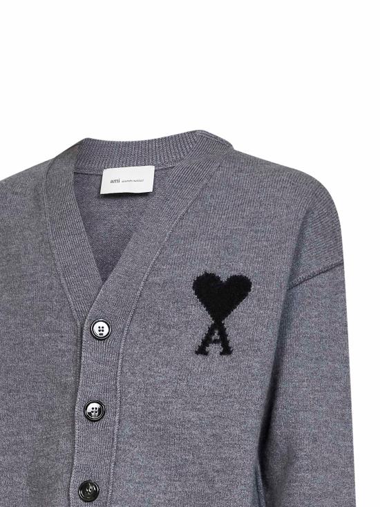 26FW 아미 하트 로고 인타르시아 V넥 가디건 UKC367U018A273 GRAY - AMI
