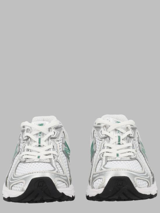 26FW 뉴발란스 스니커즈 P740638K WHITE OUTFIELD