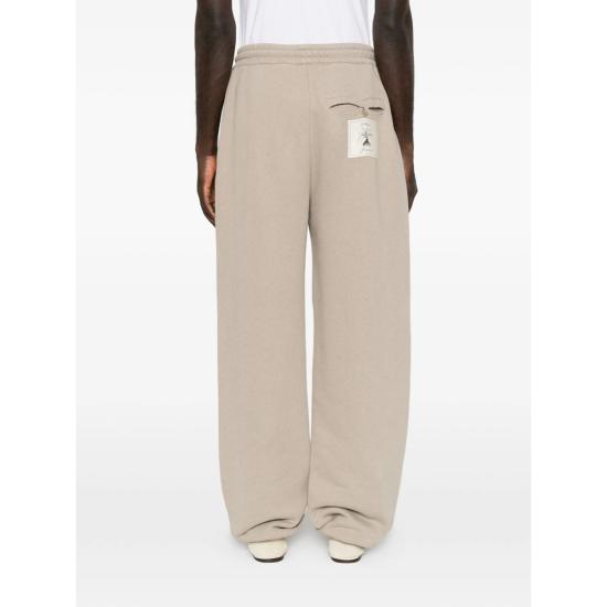 26FW 자크뮈스 Torneo 스웨트팬츠 PAM00303 AJ00262 150 NEUTRALS - JACQUEMUS