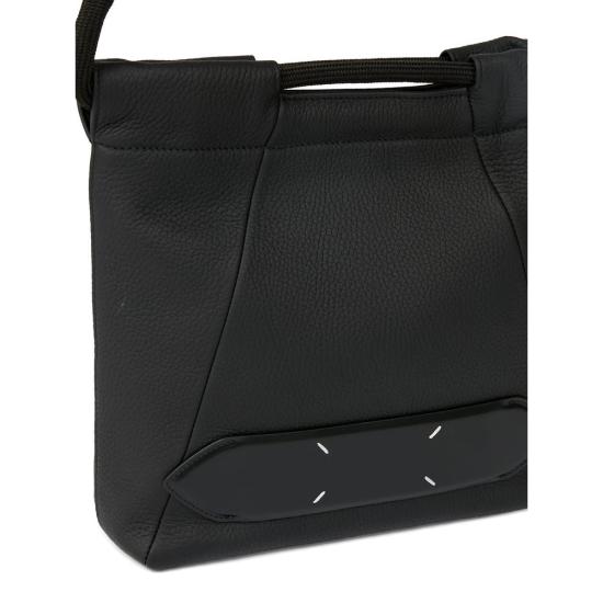 26FW 마르지엘라 숄더백 P8836 SB1WG0044 T8013 BLACK - MAISON MARGIELA