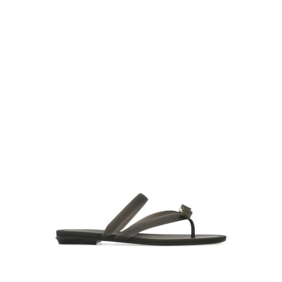 26FW 살바토레 페라가모 샌들 01L859 0794396 1C NERO BLACK