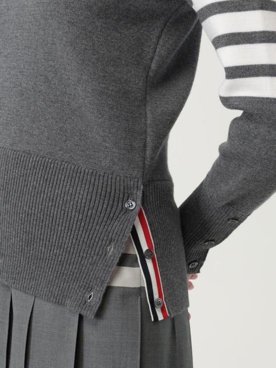 26FW 톰브라운 울 밀라노 스티치 클래식 4바 풀오버 니트 FKA239A 00014 035 GREY DOM - THOM BROWNE