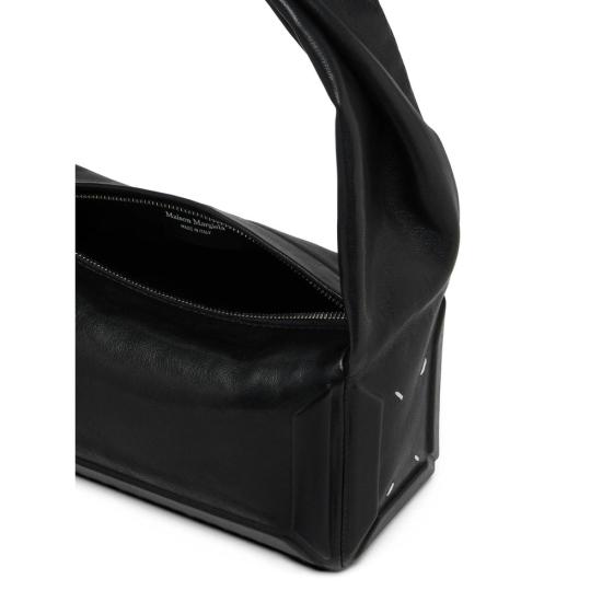 26FW 마르지엘라 숄더백 P8982 SB1WD0064 T8013 BLACK - MAISON MARGIELA