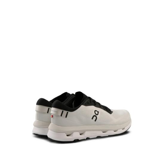 26FW 온 러닝 클라우드존 스니커즈 3MF10081926 CLOUDZONE ICEBK BEIGE - ON RUNNING