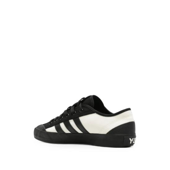 26FW 아디다스 스니커즈 KI2666 WHBLK WHITE - ADIDAS