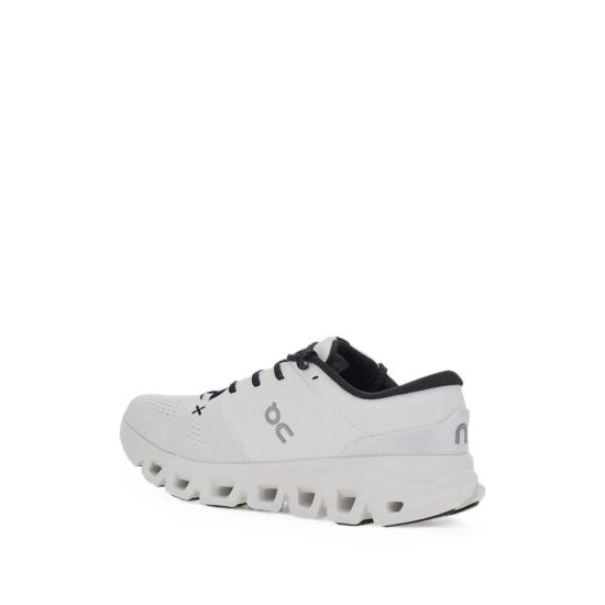 26FW 온 러닝 스니커즈 3MG30080462 CLOUD X 5 WHIBK WHITE - ON RUNNING