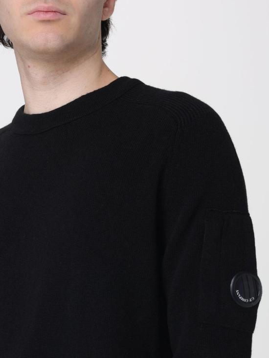 26FW 씨피 컴퍼니 스웨터 21CMKN085A110149A 999 Black - C.P. COMPANY