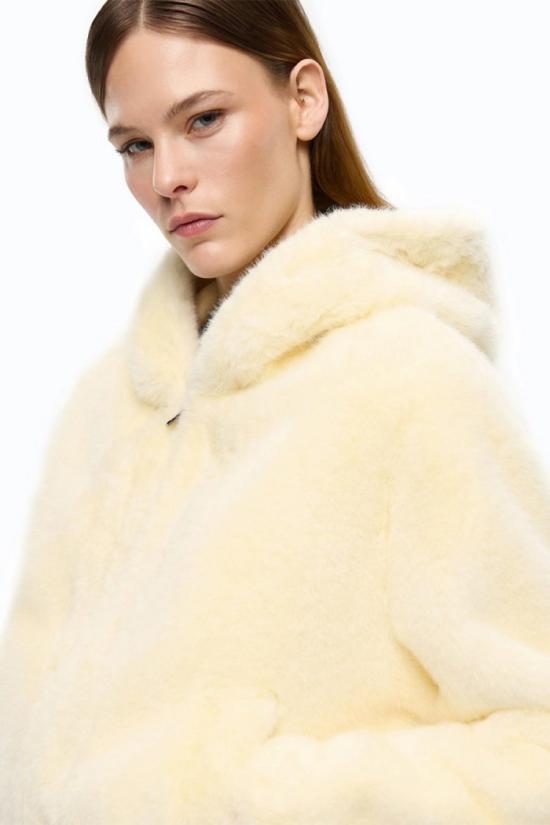 26FW 핑코 자켓 8053177525113 Yellow - PINKO
