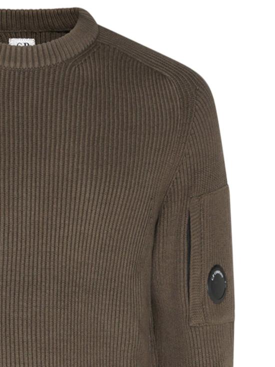 26FW 씨피 컴퍼니 니트웨어 21CMKN101A006608A683 Brown - C.P. COMPANY