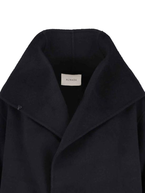 26FW 알마다 라벨 코트 6511BL Black - ALMADA LABEL