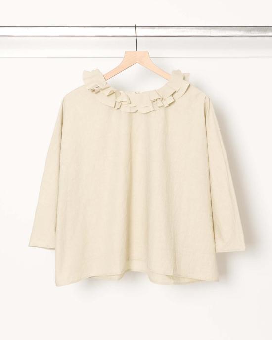  아푼토비 블라우스 A 푼토 B P2089 러플 탑