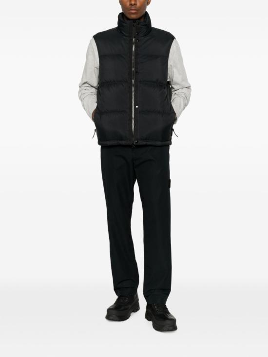26FW 스톤 아일랜드 매트 립스탑 코듀라 어드밴스드 패브릭스 집 포켓 라이트웨이트 다운 베스트 L2S15G100004 S0483V0029 BLACK - STONE ISLAND