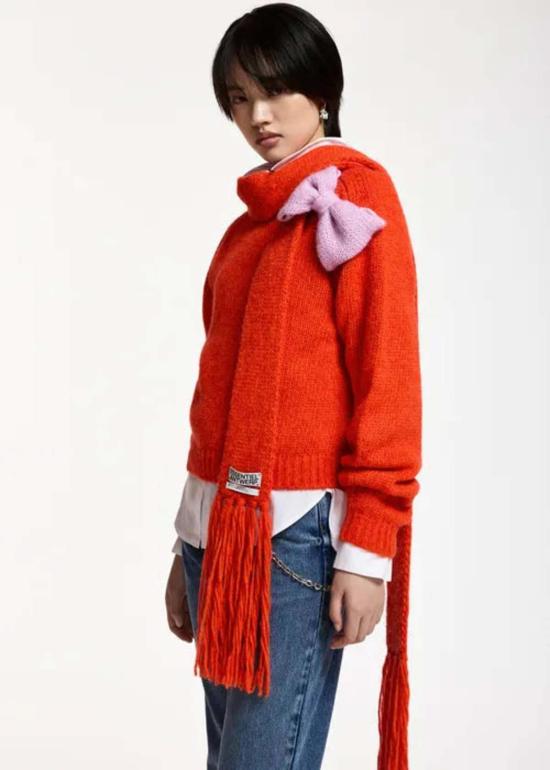  에센셜앤트워프 스웨터 Essentiel Antwerp Kollier 풀오버 위드 보우 핑크/레드 - ESSENTIEL ANTWERP