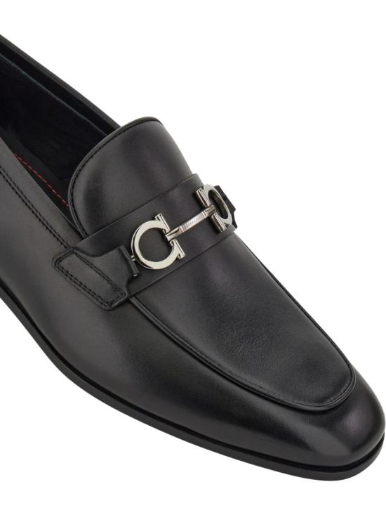 26FW 살바토레 페라가모 로퍼 029268778978002 Black - SALVATORE FERRAGAMO